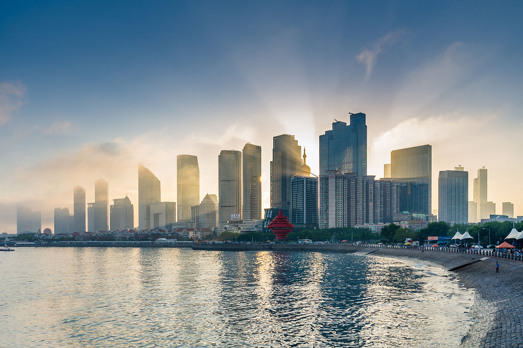 龙港湖前房产，探索与前景