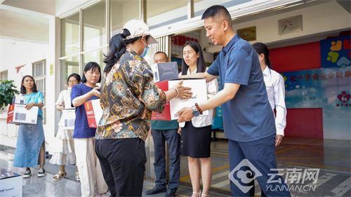 广东省援滇教师政策，推动教育均衡发展，助力边疆民族地区振兴